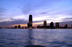 开云体育APP下载-锁链与利刃，阿什拉夫如何顶着火山灰，完成一场沉默的爆发