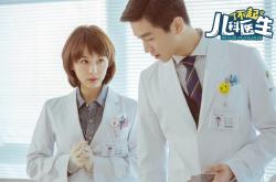 开云体育app-金字塔下的引擎轰鸣，F1新赛季揭幕战，红牛内战的埃及碾压奥地利