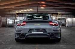 开云体育官网-节奏大师与逆袭奇兵，伊布的掌控力与南非足球的冰火启示录