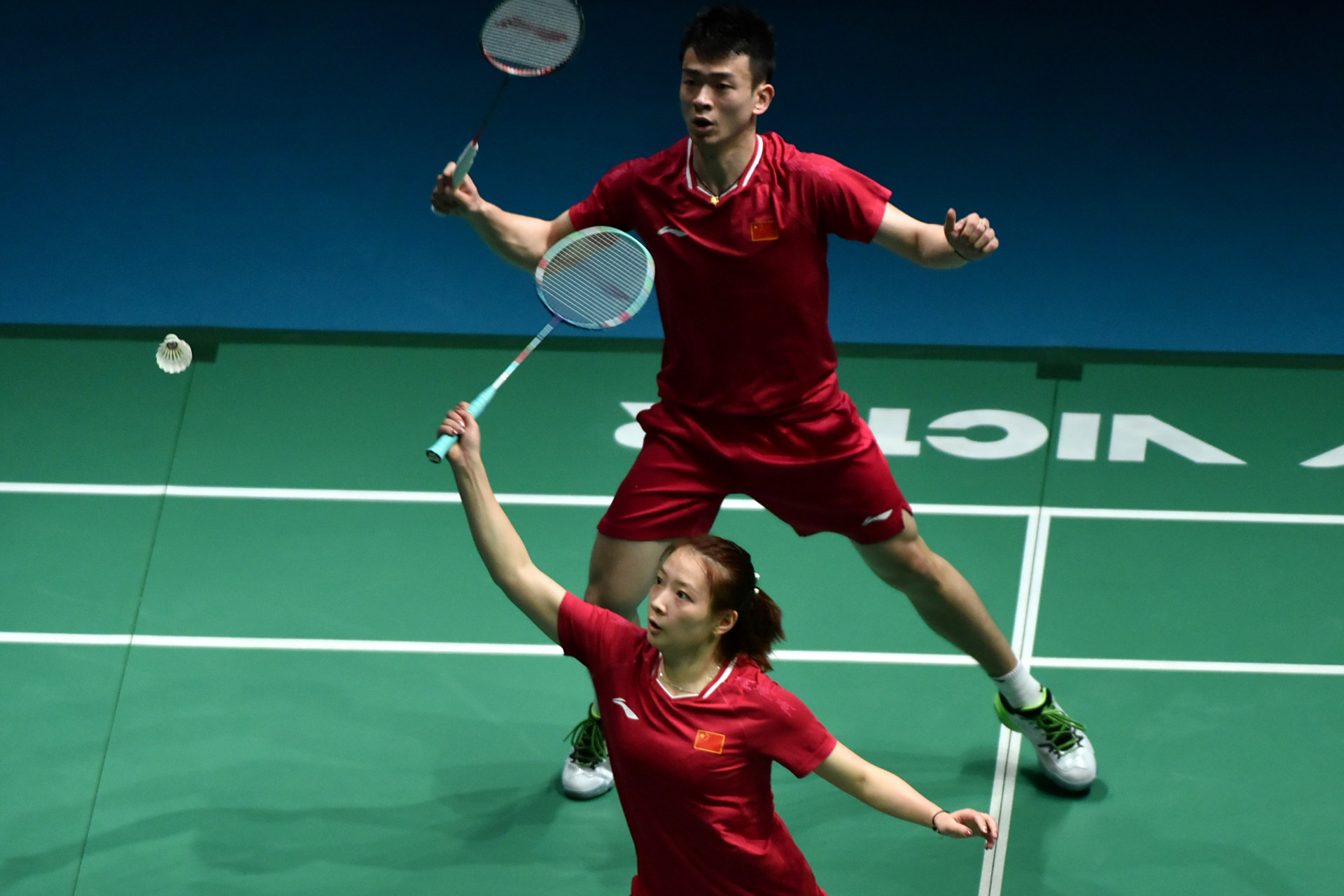 关于马来西亚羽毛球队鏖战中国羽毛球队,辛杜绝境逆转的信息 关于马来西亚羽毛球队鏖战中国羽毛球队,辛杜绝境逆转的信息