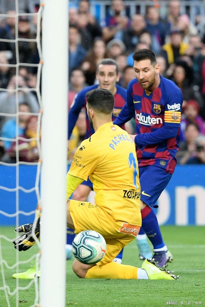 秘鲁碾压皇马,德布劳内一己之力扛起全队的简单介绍 秘鲁碾压皇马,德布劳内一己之力扛起全队的简单介绍