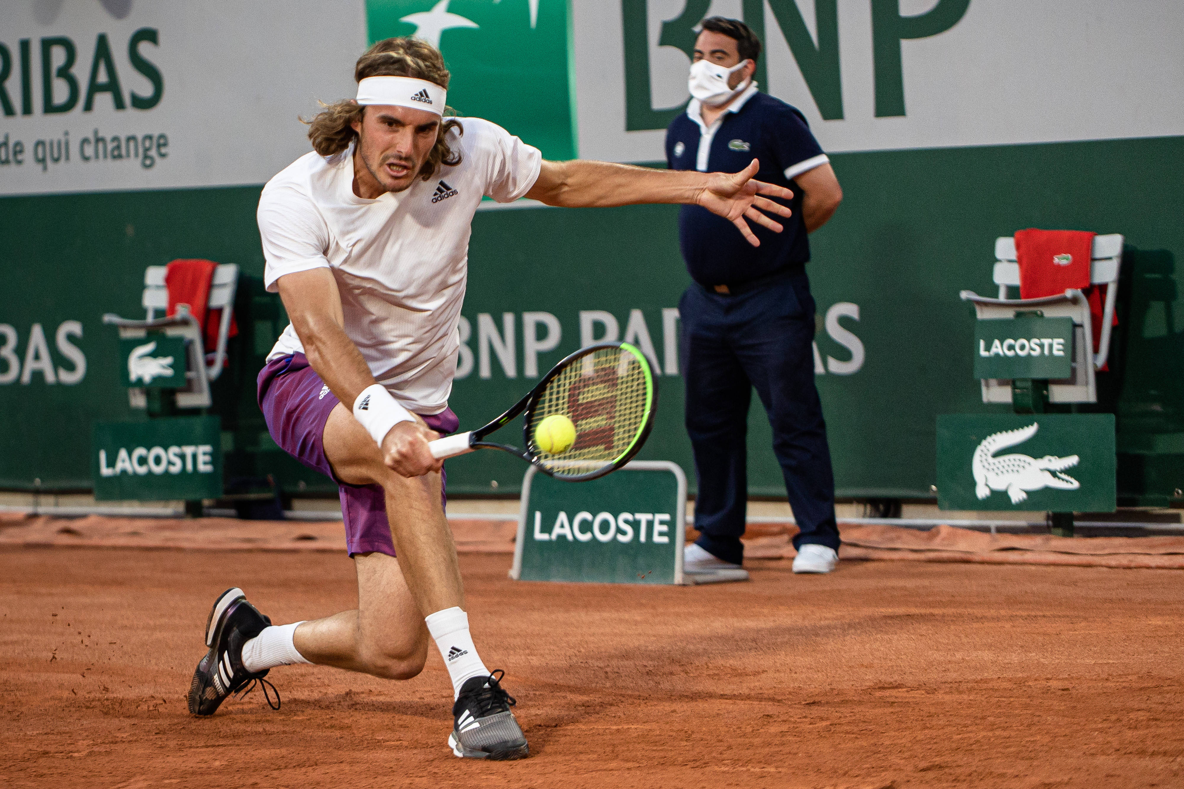 世界网球队横扫意大利网球队，西西帕斯打破历史纪录