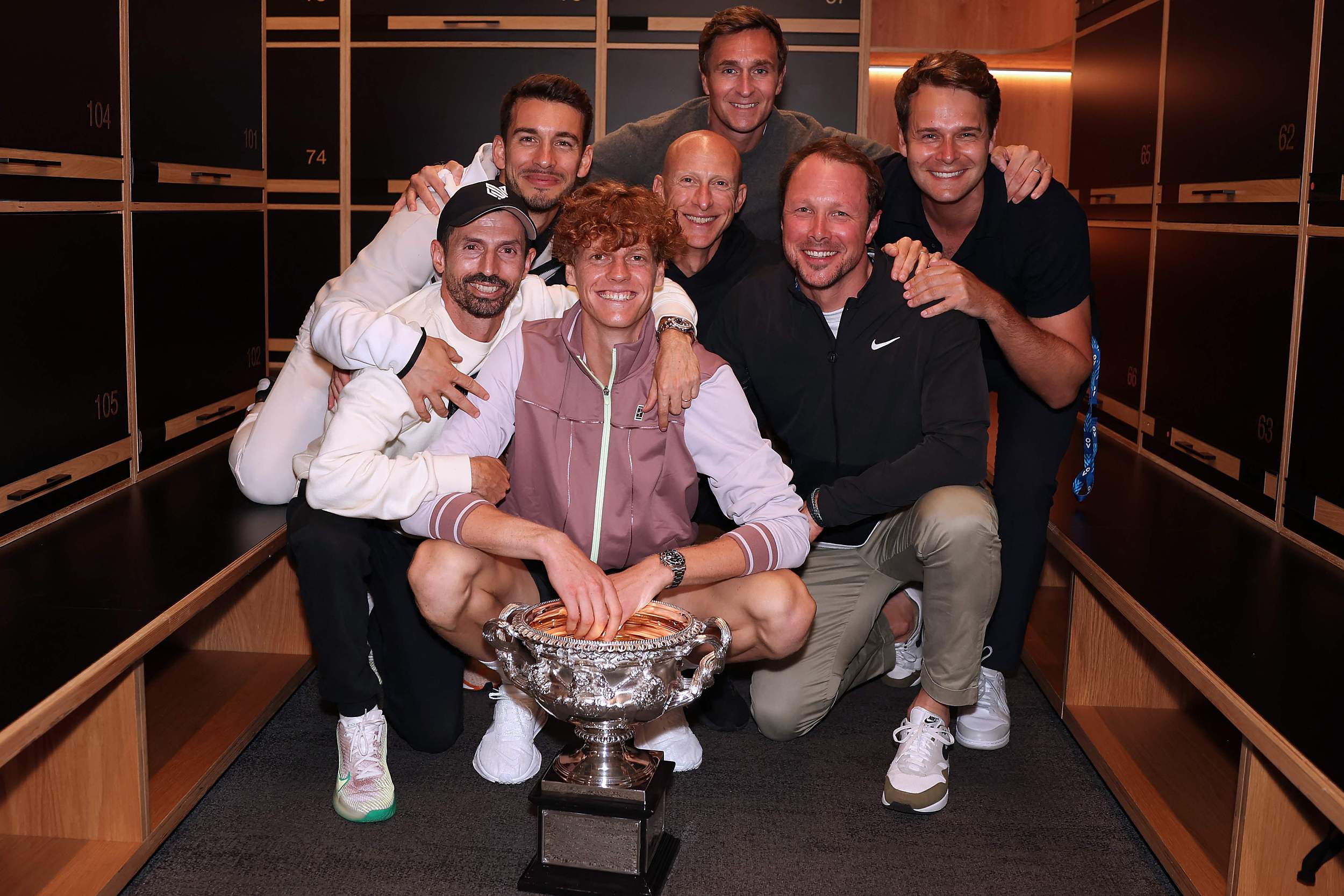 年终总决赛碾压澳网，辛纳扛起全队