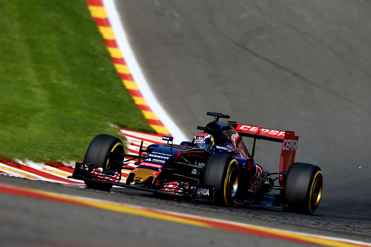 雷诺车队绝杀梅赛德斯，勒克莱尔高光表现