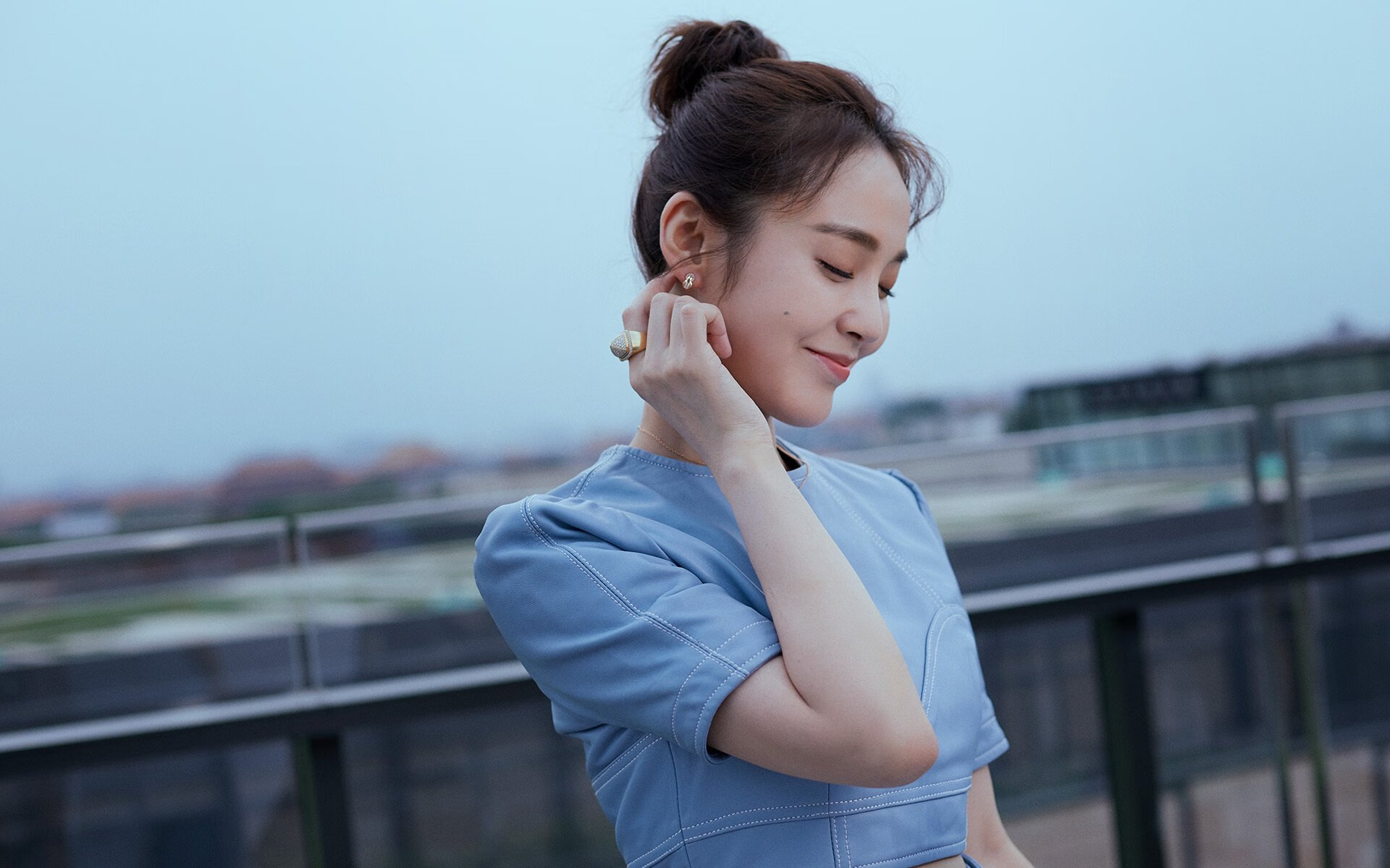 铁壁擎天！戈贝尔主宰攻防，开拓者跨洲击溃深圳