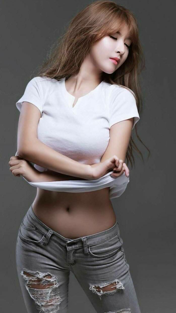 克瓦拉茨赫利亚爆发破局，拜仁节奏掌控遇伊朗铁壁