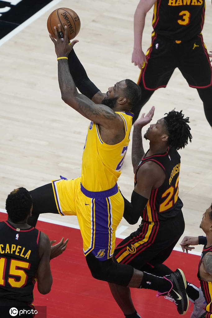 湖人淘汰赛过关老鹰,贝恩在西决生死战接管比赛 湖人淘汰赛过关老鹰,贝恩在西决生死战接管比赛